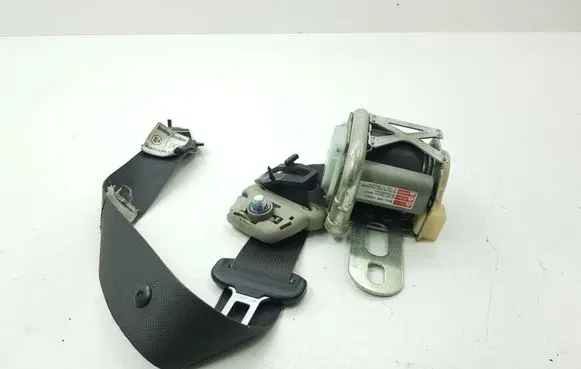 Chrysler 300 - 300C Front seatbelt E40433120