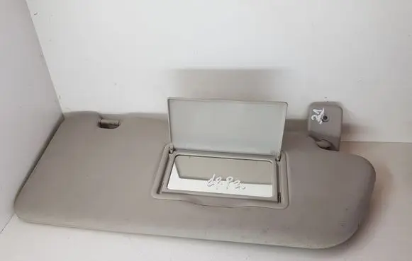 Peugeot 5008 Sun visor