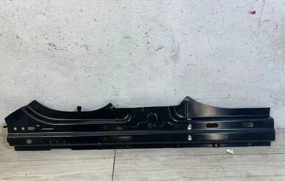 Land Rover Discovery 5 Other sill/pillar trim element