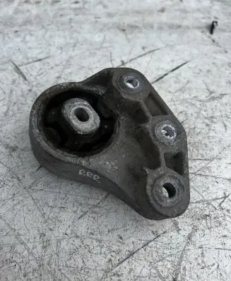 Audi A6 S6 C6 4F Rear differential mounting bracket 8E0599125R 8E0599125Q