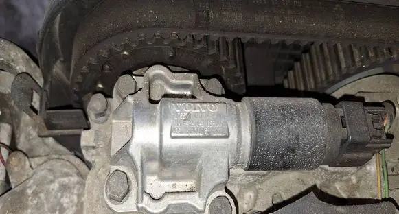 Volvo S60 Camshaft pulley/ VANOS 13100158 1275578