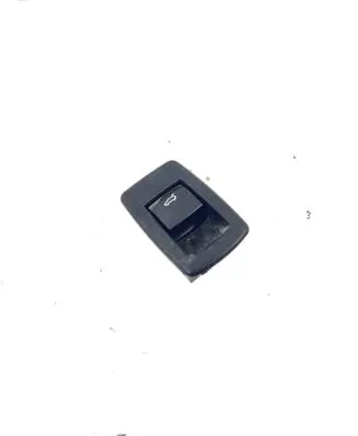 BMW 2 F46 Tailgate opening switch 9299447