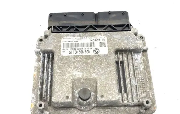 Volkswagen Golf V Engine control unit/module ECU