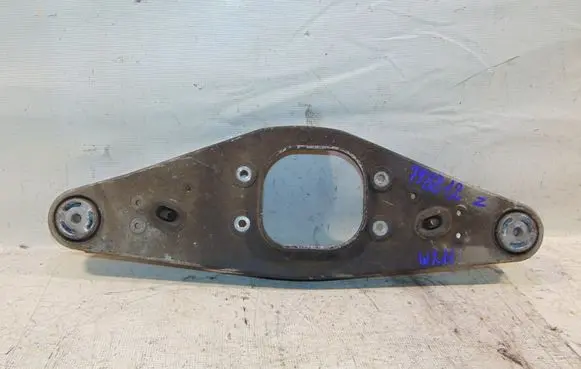 Mercedes-Benz E W211 Rear differential/diff mount bracket A2193500408 A2303522206