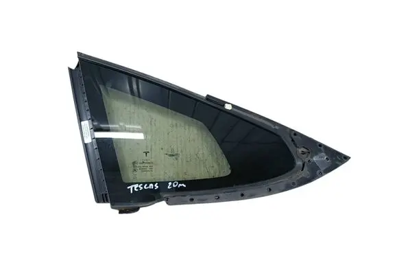 Tesla Model S Rear side window
