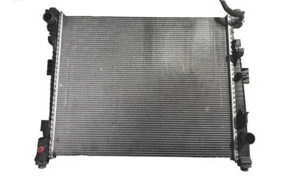 Jeep Grand Cherokee Coolant radiator 68273308aA