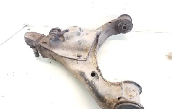 Mercedes-Benz Sprinter W906 Front lower control arm/wishbone
