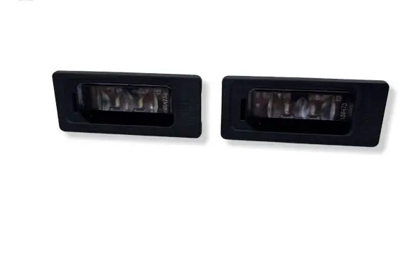 Volkswagen Tiguan Number plate light 3AF943021A