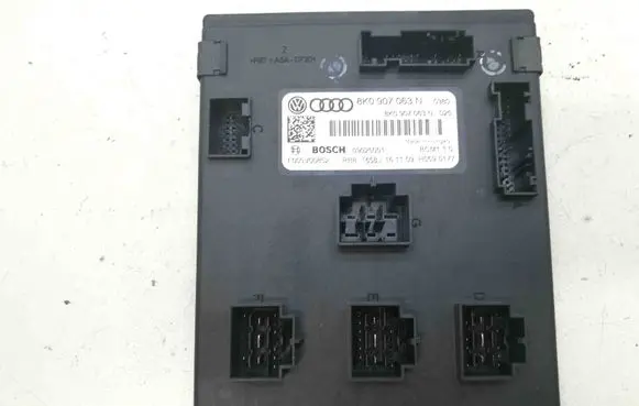 Audi A5 Sportback 8TA Central body control module 8K0907063N