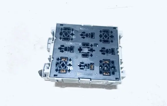 Porsche Cayenne (9PA) Fuse box set 7l0937503a