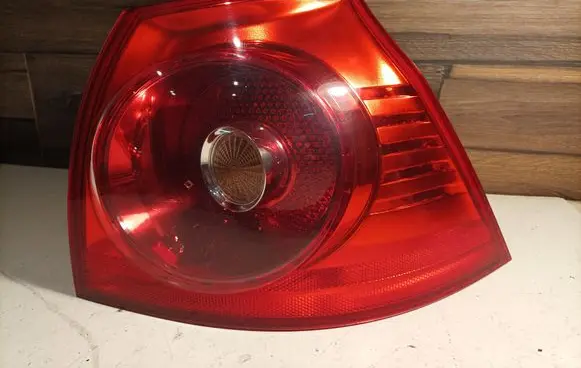 Volkswagen Golf V Rear/tail lights