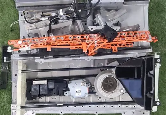 Toyota Camry Hybrid / electric car battery 