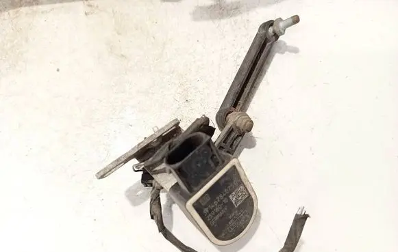 BMW 5 F10 F11 Front height sensor lever 3714678407504 25916010