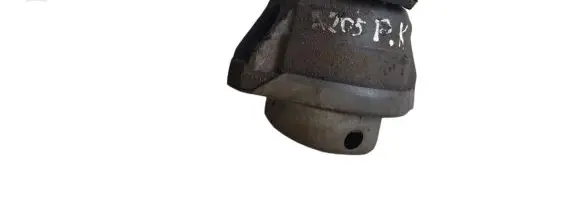 BMW 5 E60 E61 Engine mount bracket 676108903 15934612