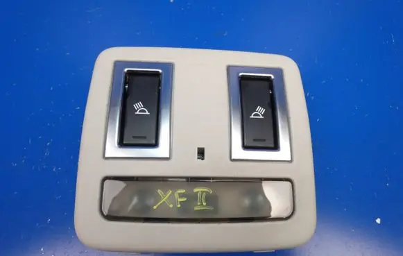 Jaguar XF X260 Rear seat light