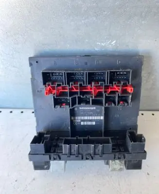 Volkswagen Golf Plus Comfort/convenience module 3C0937049AJ F005V00661 H54VS2202
