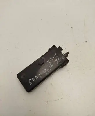 Saab 9000 CD Central locking relay 9529975