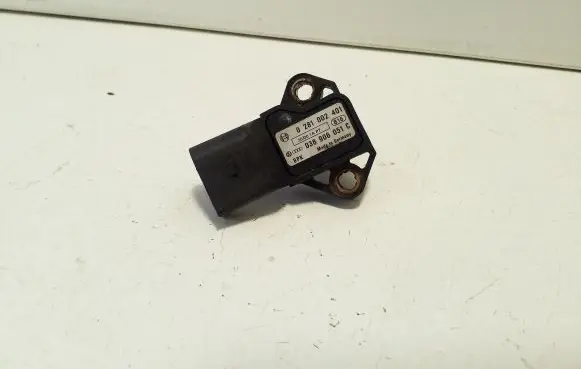 Volkswagen PASSAT B6 Air pressure sensor 0281002401 038906051C