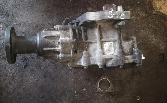 Hyundai Santa Fe Transfer box differential control unit h080113234