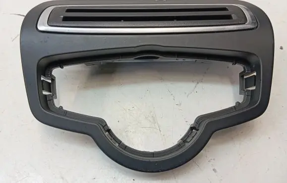 Mercedes-Benz C AMG W205 Other dashboard part A2058210059
