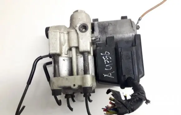 Nissan Primera ABS Pump 0265201035 4760070j00
