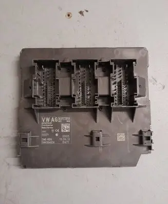 Volkswagen Caddy Comfort/convenience module 5K0937085R