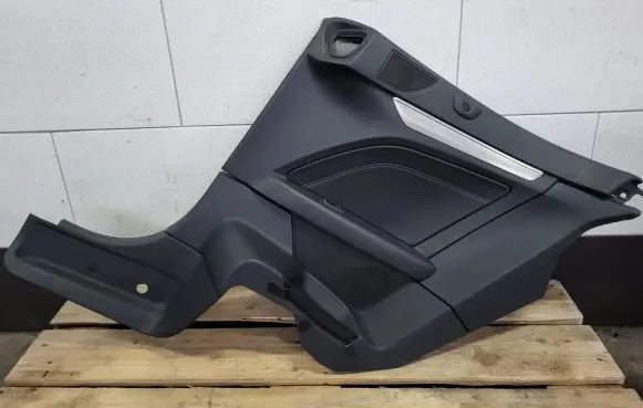Mercedes-Benz E A207 Rear seat side bottom trim A2076901625