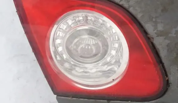 Volkswagen PASSAT B6 Tailgate rear/tail lights