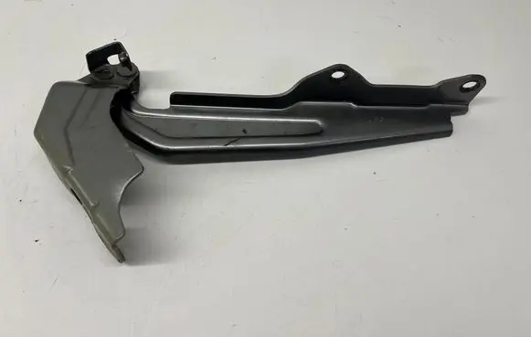 Mitsubishi Outlander IV Engine bonnet/hood hinges 1UB2 1ub3
