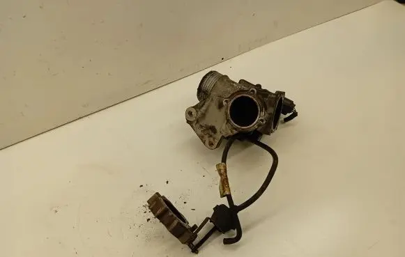 Volvo V50 Throttle valve