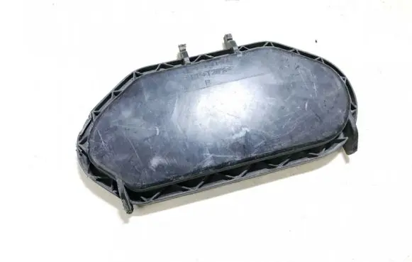 Seat Alhambra (Mk1) Headlight/headlamp dust cover