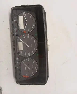 Volkswagen PASSAT B4 Speedometer (instrument cluster) 3A0919033R 6160594240