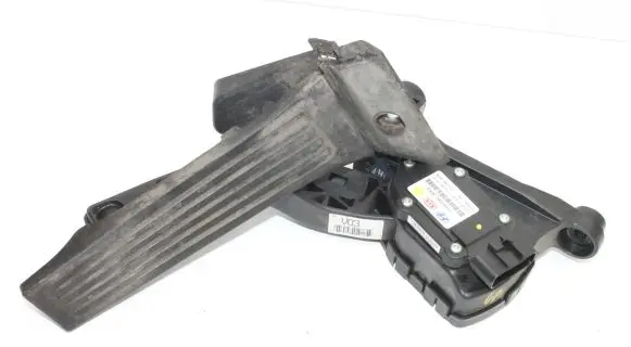 Hyundai i40 Accelerator throttle pedal 327263Z900