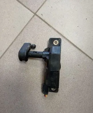 Toyota Sienna XL30 III Sliding door electric window regulator 85770AE013