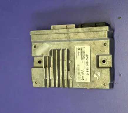 Audi A4 S4 B9 8W Gateway control module 8W0907468G 80B907468A 5DES16F03