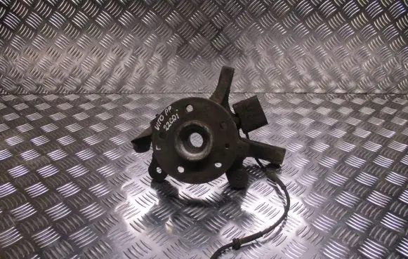 Mercedes-Benz Vito Viano W638 Front wheel hub spindle knuckle