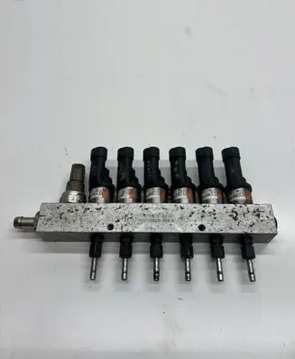 Chrysler Pacifica Fuel injection (other) 67R010185 110R000005