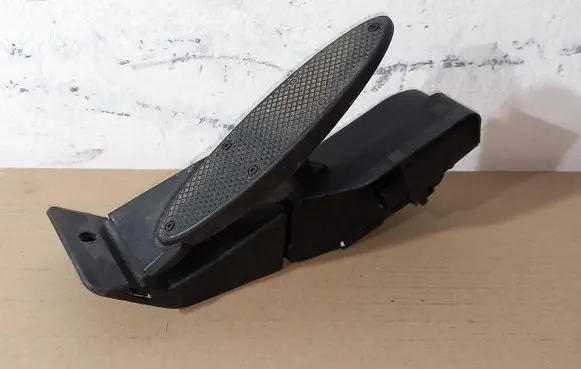 Mini One - Cooper Coupe R56 Accelerator throttle pedal 6790009