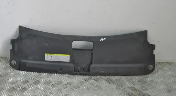 Audi Q3 8U Top upper radiator support slam panel 8U0807081B