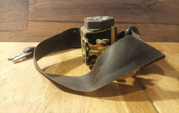 Renault Scenic II - Grand scenic II Front seatbelt