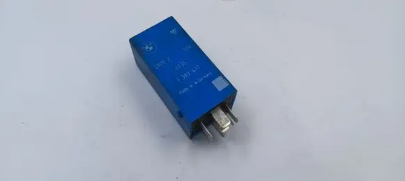 BMW 5 E39 Other relay 61351383417 1383417