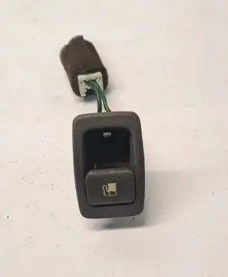 Hyundai Trajet Fuel tank opening switch 9355537000 93555