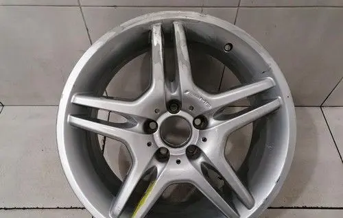 Mercedes-Benz E W211 R18 alloy rim A2114012602