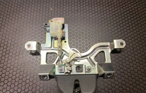 Volkswagen Phaeton Tailgate/trunk/boot lock/catch/latch 3D5827501D
