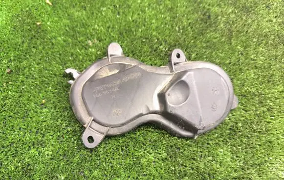 BMW 5 F10 F11 Headlight/headlamp dust cover 18698302