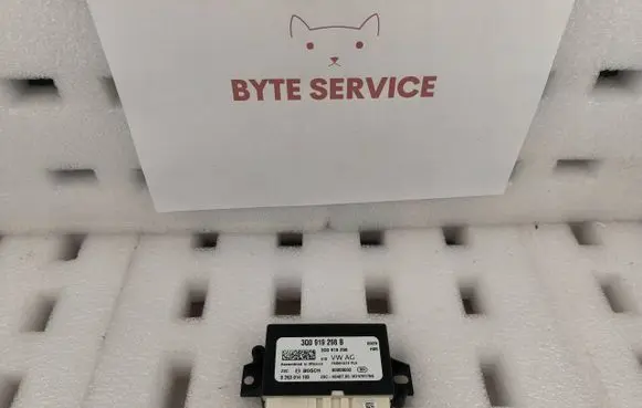 Volkswagen Tiguan Parking PDC control unit/module 3Q0919298B