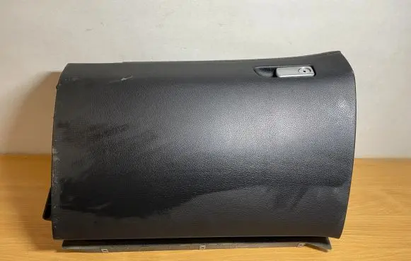 Mercedes-Benz GLE (W166 - C292) Glove box C151 16906464