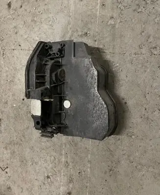 BMW X3 E83 Front door lock A046998