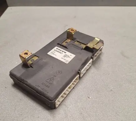 Volvo S40, V40 Comfort/convenience module 30896697 3817900210 SW30896751
