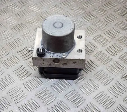 Tesla Model 3 ABS Pump 104474500B 110354100A